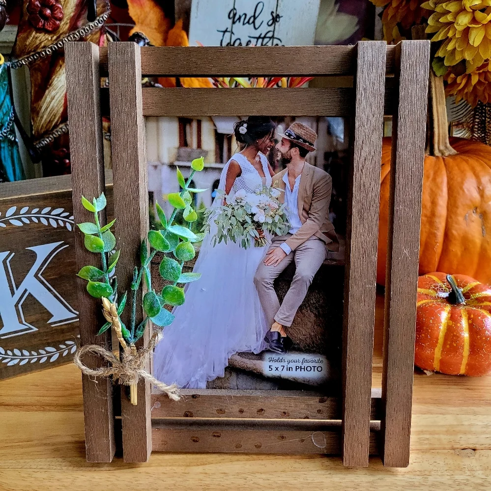 Photo Frame - Picture 1 of 5